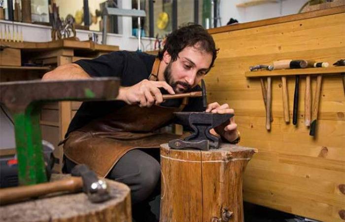 What is the real weight of the arts and crafts in the French economy? A new study surprises