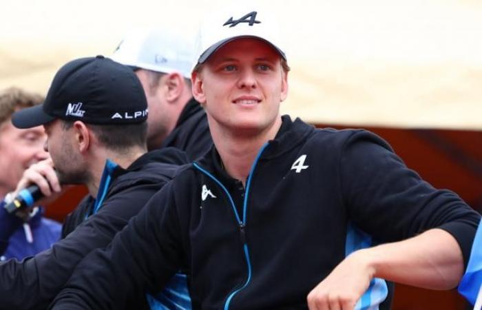 “Focus 100% on the race again”, reserve driver Mick Schumacher leaves Mercedes