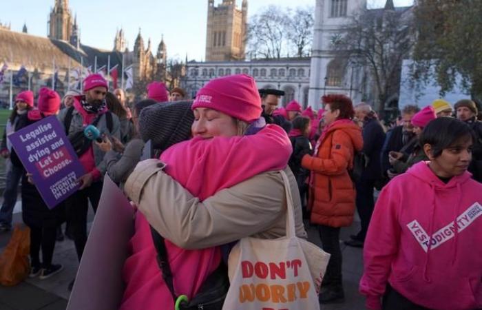 MPs vote to legalize assisted dying in England and Wales