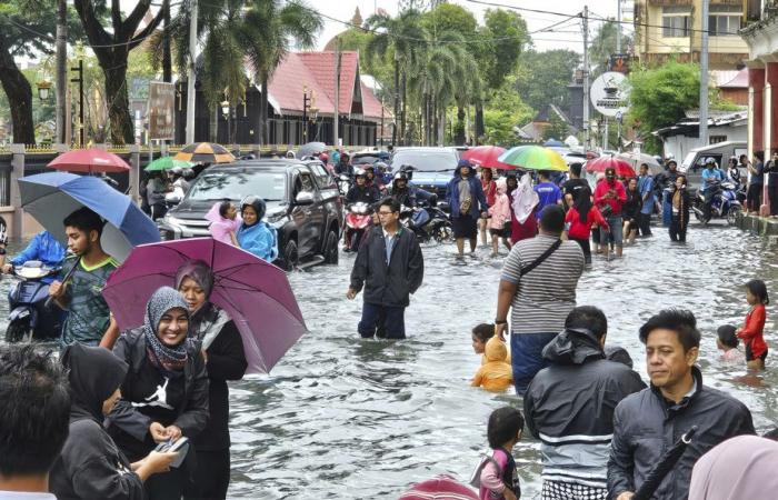 Malaysia | Already three deaths and 84,000 displaced before the floods of the decade