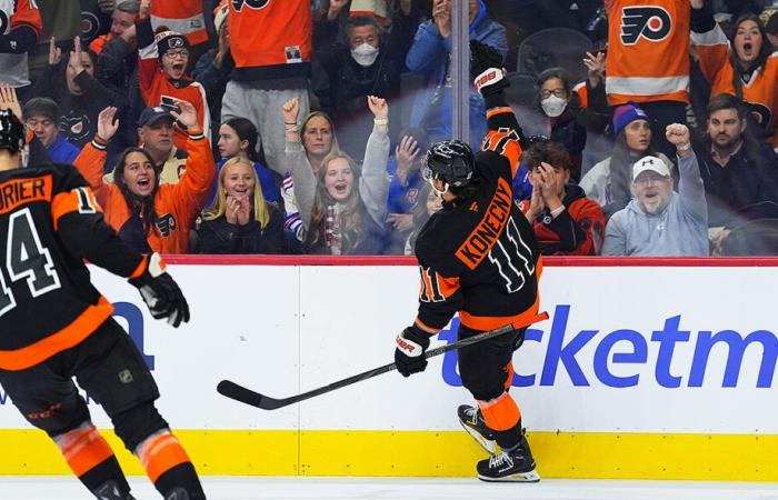 Flyers jump on Rangers, nail down Black Friday win