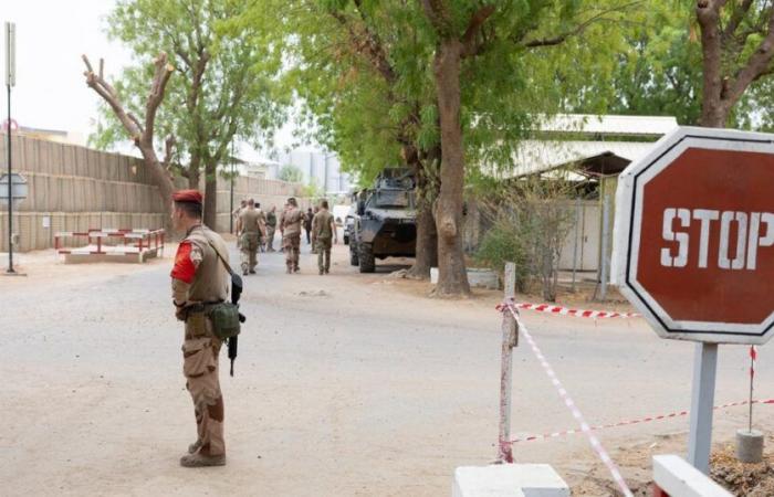 French soldiers fired by Chad and Senegal