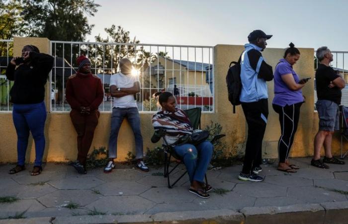 Namibia: polling stations reopen despite opposition protests