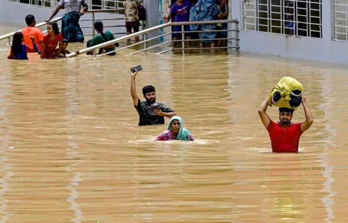 Floods in Malaysia: 4 dead and 80,000 people evacuated