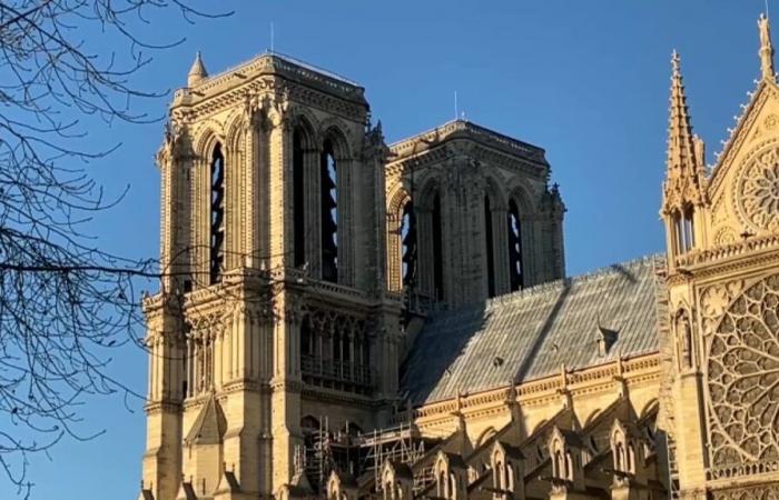 Emmanuel Macron posts a video of the exterior of Notre-Dame de Paris before his site visit