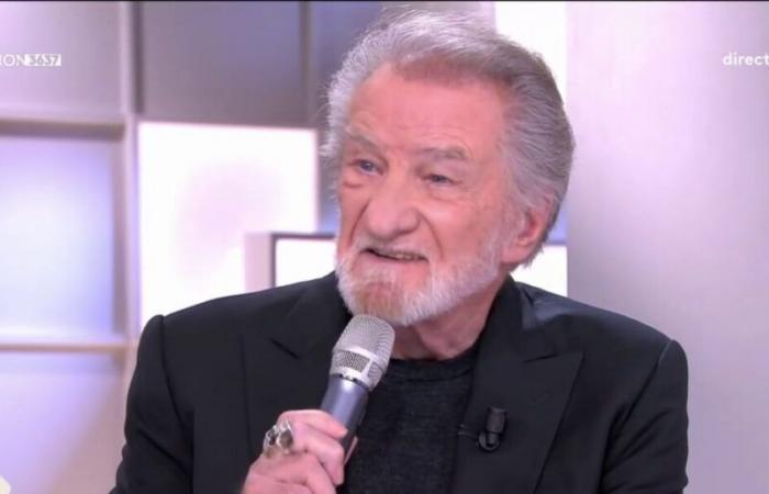 “What’s going on?” : serious concern in C à vous during the arrival of Eddy Mitchell (ZAPTV)