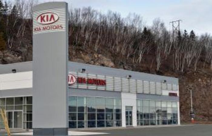 Sudden closure of two car dealerships in Restigouche