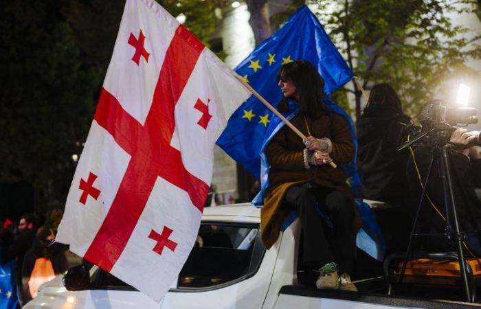 “They know that their authoritarian regime is incompatible with EU membership”: in Georgia, thousands of pro-European Union demonstrators take to the streets