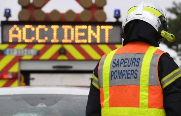 Road blocked in Maine-et-Loire after an accident between a car and a two-wheeler