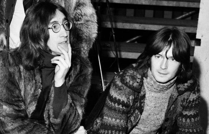 John Lennon’s letter to Eric Clapton, asking him to form new supergroup, goes up for sale