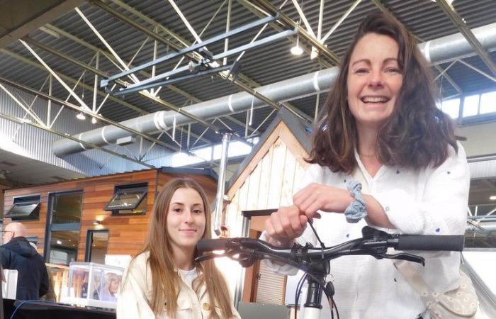 PORTRAIT. Made In France Fair in Tarbes: doing your shopping and walking your dog on a bike is possible!