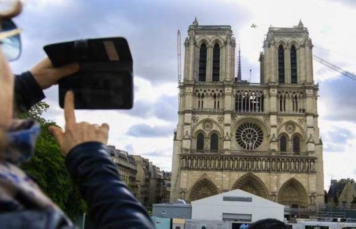 The renewed brilliance of Notre-Dame will be revealed to the world this Friday morning