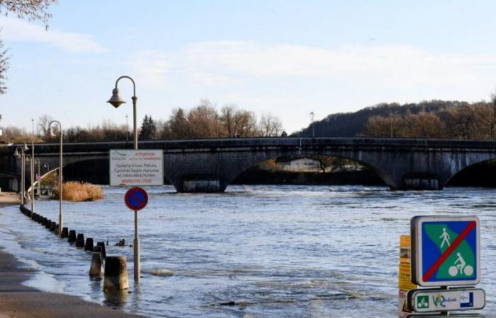 Ain. Water issues and flood risks: a consultation launched