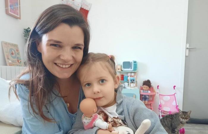 Victoire, suffering from a rare disease, can walk thanks to donations from the Telethon