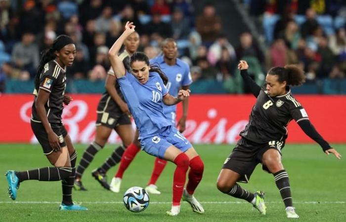 as Euro 2025 approaches, a new era and places to be taken in the French women's team