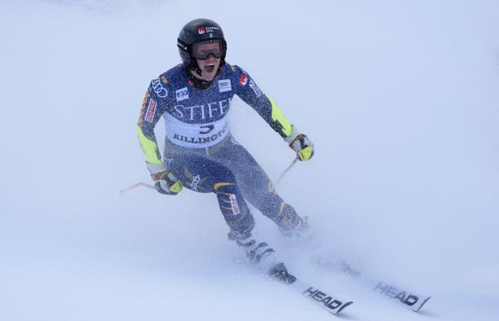 Alpine Skiing World Cup | Dramatic fall for Mikaela Shiffrin