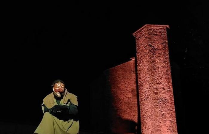 Seine-et-Marne: the troupe of “A Christmas in Peril” enchants the fortified castle of Blandy-les-Tours