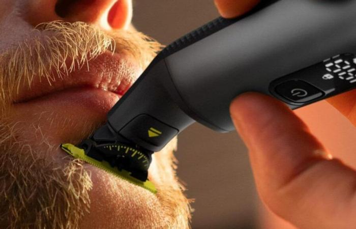 You will be able to shave like a pro with the Philips Oneblade razor at a low price