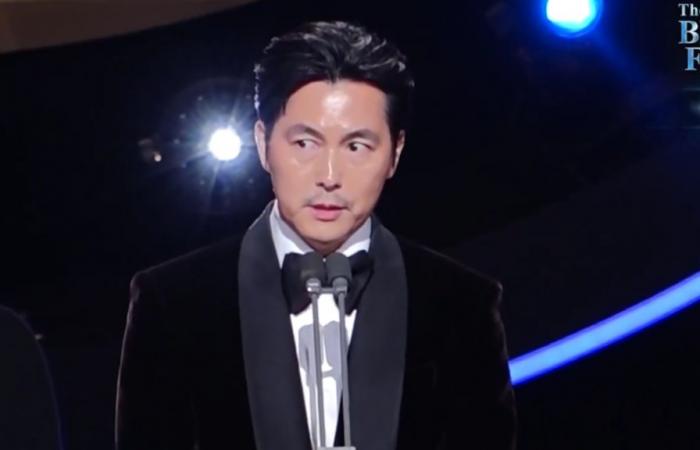 In South Korea, this star actor apologizes live for a child conceived out of wedlock