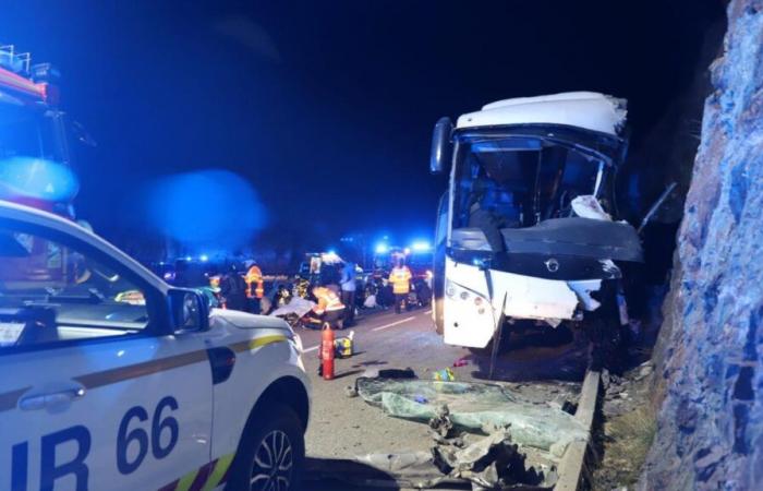 In the Pyrénées-Orientales, a bus accident leaves at least two dead