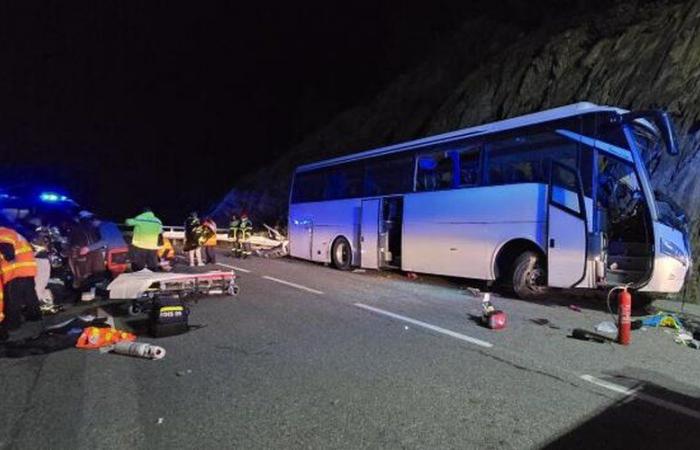 Bus accident in Porté-Puymorens: the bus hit the cliff, deaths were reported