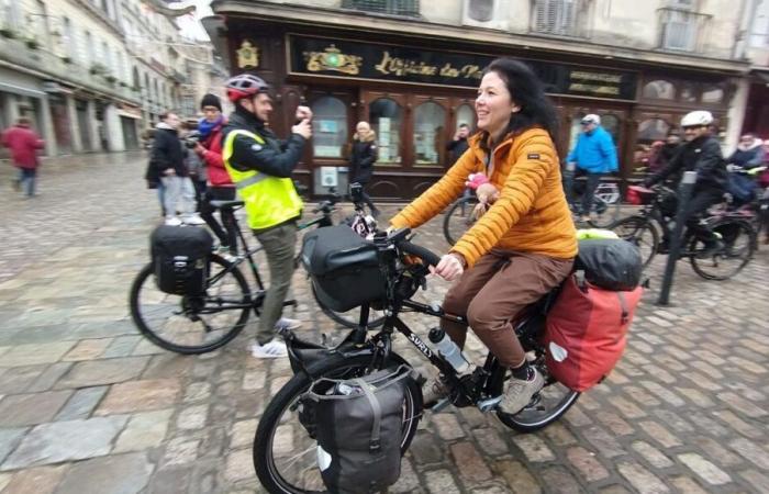 Côte-d'Or: Aurélie Gonet pedals from Dijon to Tataouine in Tunisia