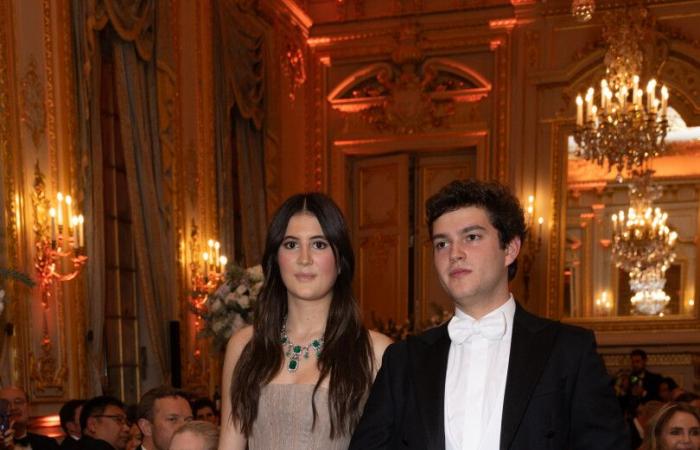 The most beautiful photos of the Debutante Ball