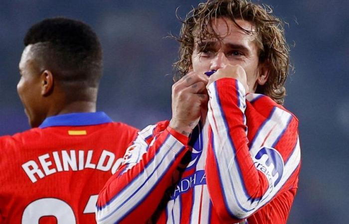 in video, the fantastic goal of Antoine Griezmann who participates in the Atlético festival