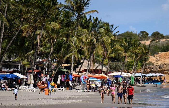 former “Pearl of the Caribbean”, the island of Margarita struggles to escape decadence