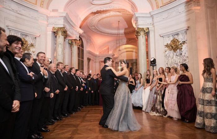 The most beautiful photos of the Debutante Ball