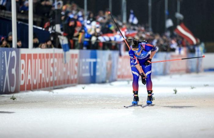 Biathlon | Julia Simon gives an update on her left calf after the Kontiolahti relay: “I hope it's just a cramp” | Nordic Mag | No. 1 Biathlon