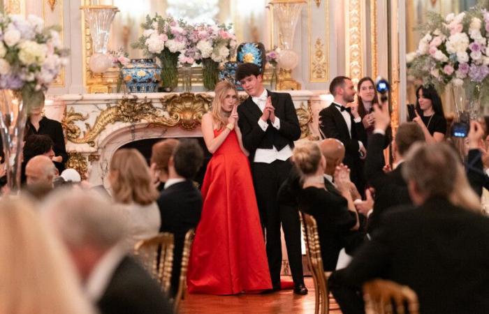 The most beautiful photos of the Debutante Ball