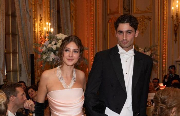 The most beautiful photos of the Debutante Ball