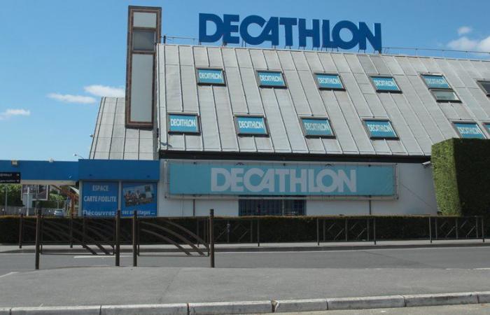 Decathlon will pay 1 billion euros in dividends to the Mulliez family, which owns Auchan, where 2,400 jobs are at risk