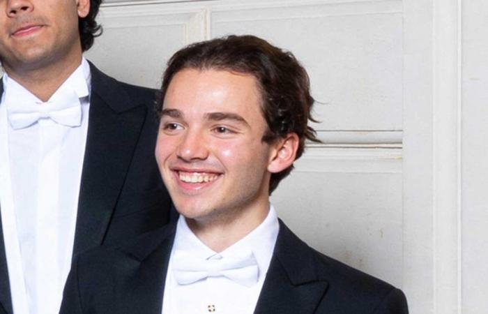 A descendant of the Tsars and Prince Yussoupov on the arm of Prince Alexis Obolensky at the Debutante Ball