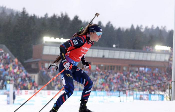 follow the women's World Cup relay in Kontiolahti live