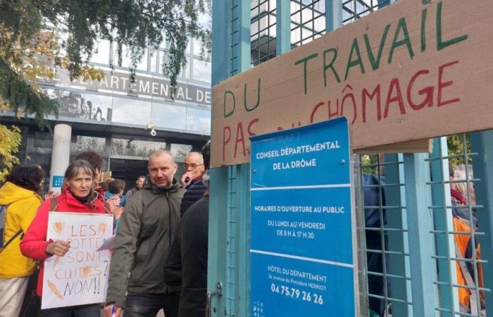 No “zero unemployed territory” in Dieulefit: demonstration in front of the departmental council