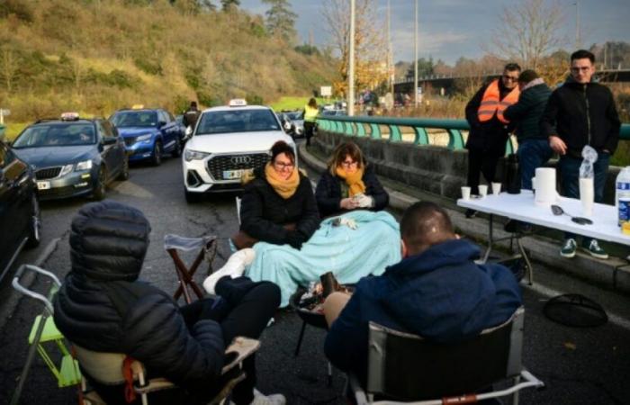 Transport of the sick: angry and worried taxi drivers mobilized in Lyon and Toulon: News