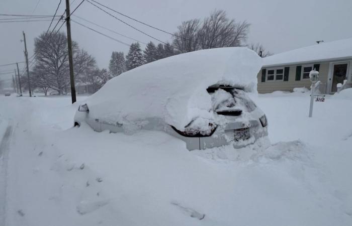 Lake-effect snow dumps more than 5 feet over parts of Great Lakes region