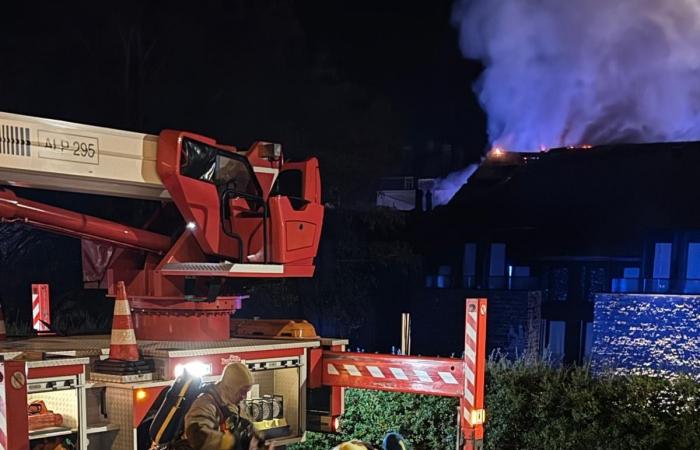 A major fire broke out at the Wagyu restaurant, opposite the “Sanglier des Ardennes” in Durbuy (photos)