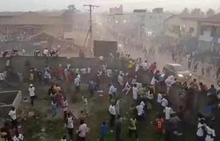 56 dead in a stampede during a football match in Guinea