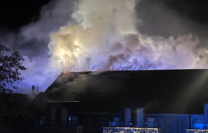 A major fire broke out at the Wagyu restaurant, opposite the “Sanglier des Ardennes” in Durbuy (photos)