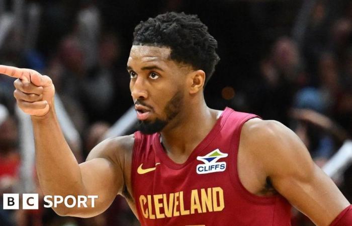 NBA: Cleveland beat Boston & LeBron James helps LA Lakers to win