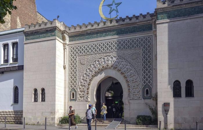 at the Grand Mosque of Paris, Muslims judge the Boualem Sansal affair