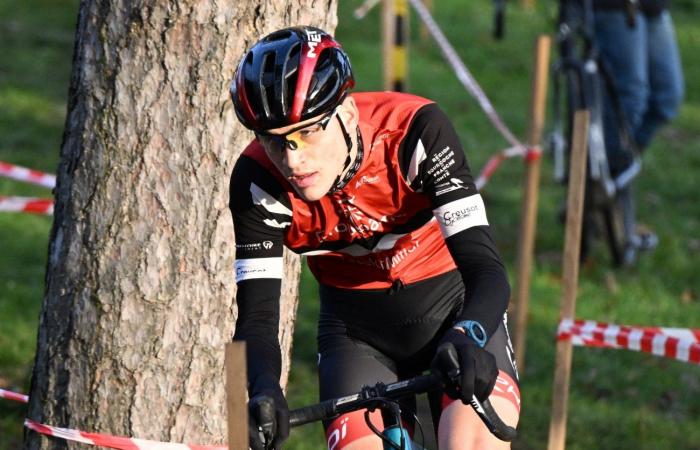 Cyclo-cross: William Millat ahead of his brother Adrien on the heights of Le Creusot