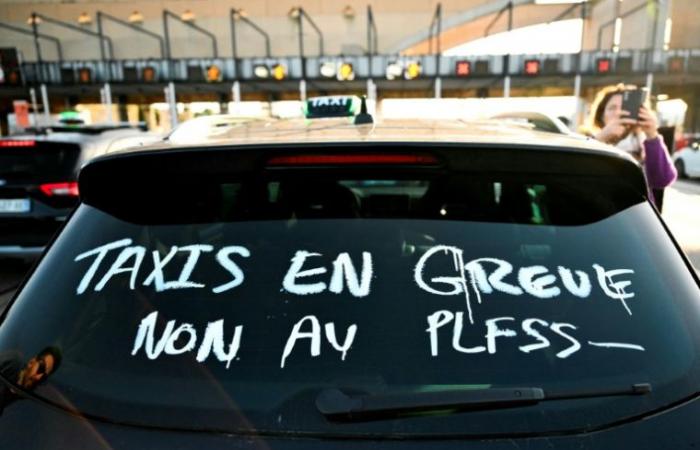 Transport of the sick: angry and worried taxi drivers mobilized in Lyon and Toulon – 02/12/2024 at 1:57 p.m.