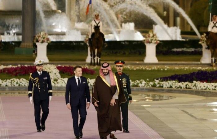 Macron continues his state visit to Saudi with an economic component