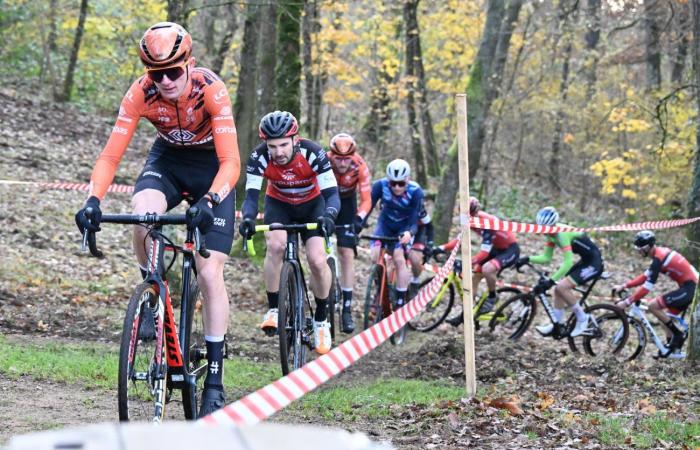 Cyclo-cross: William Millat ahead of his brother Adrien on the heights of Le Creusot