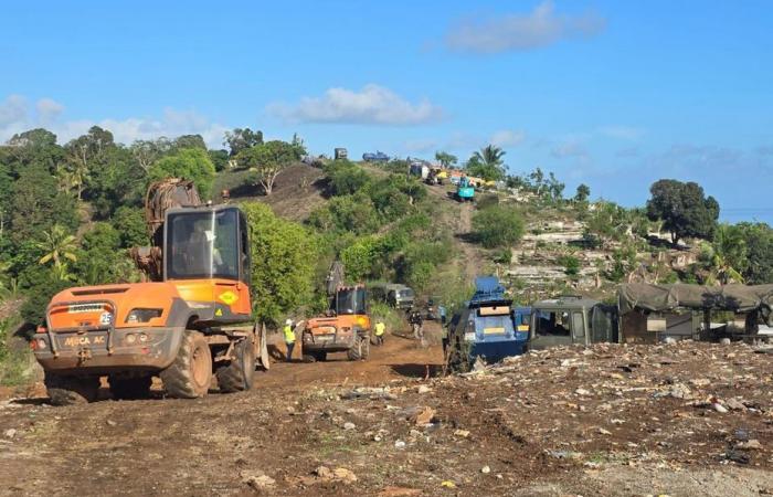 The demolition of the Mavadzani slum began this Monday morning in Mayotte