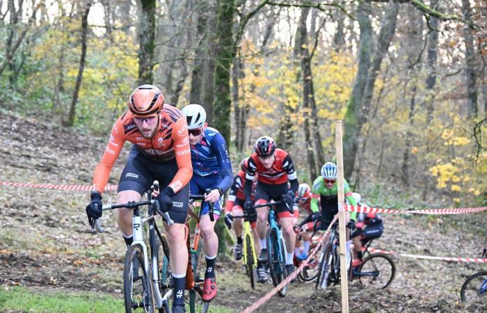 Cyclo-cross: William Millat ahead of his brother Adrien on the heights of Le Creusot